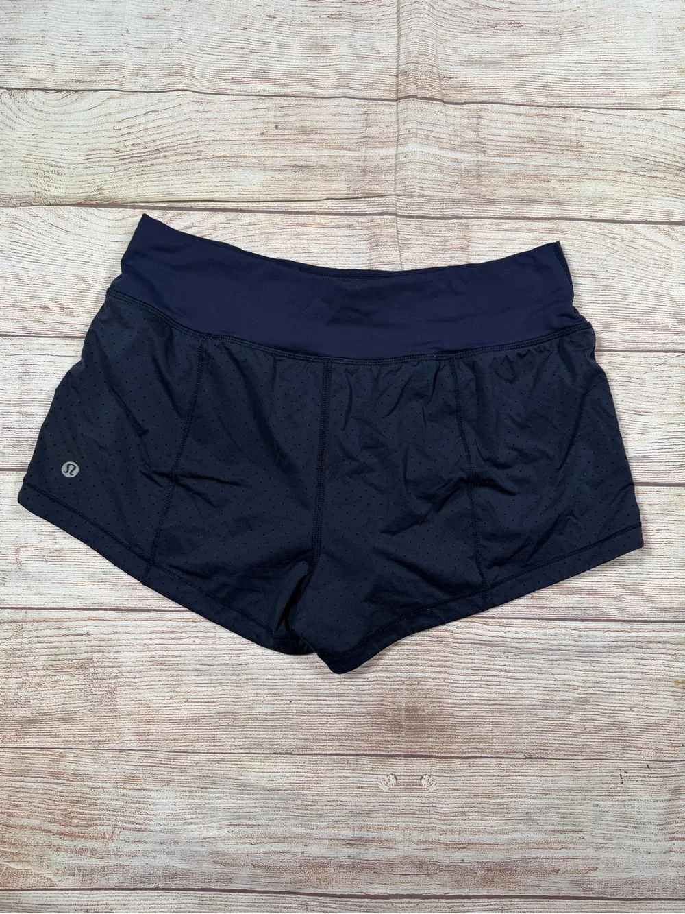 Lululemon Navy Mesh Women's‎ Athletic Shorts